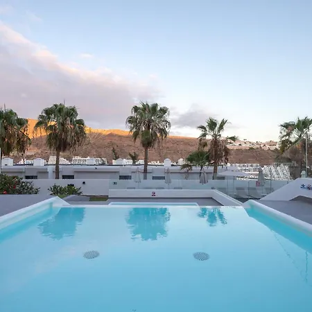 Apartment 2br Terrace House - Pool & Solarium *